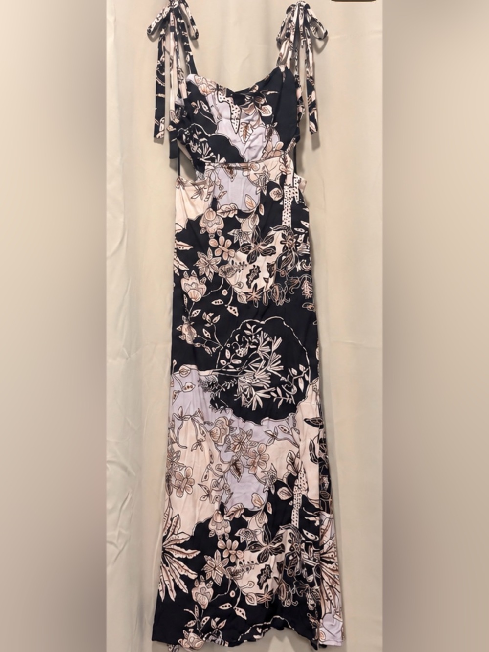 Francesca’s Black & Blush Floral Maxi Dress | Side Slits | NWT